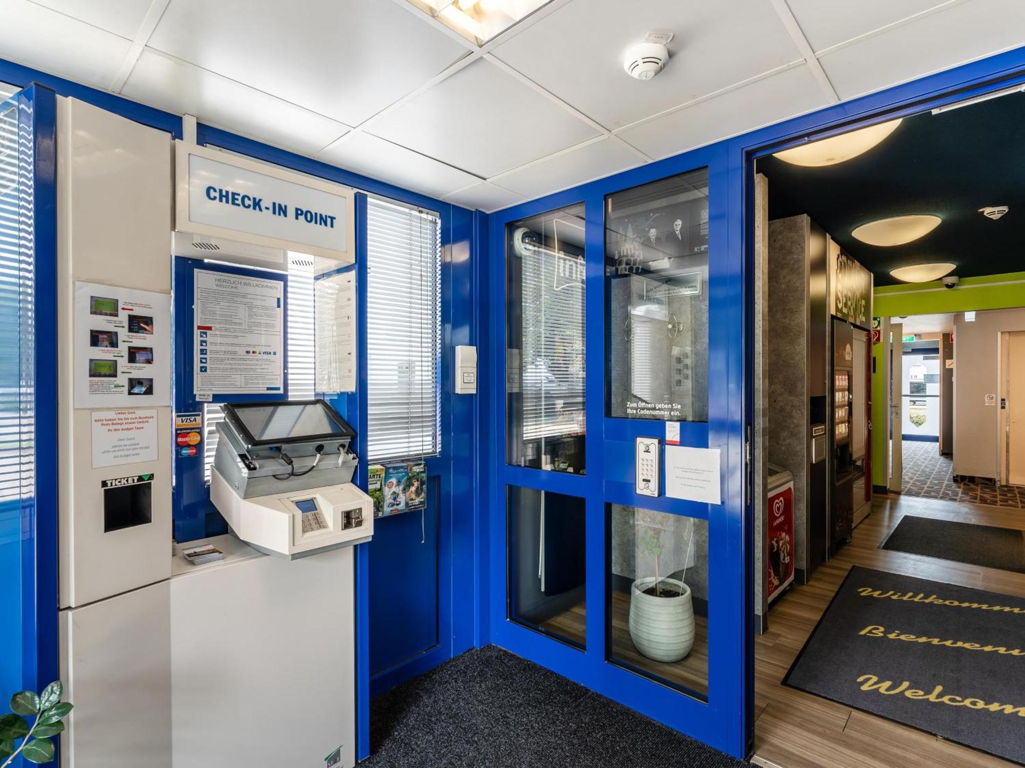 B&B Hotel Koeln-Porz Luaran gambar